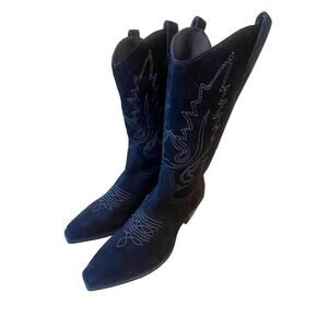 GAUCHO Coconuts. Suede, mid-calf Western boot. NWB. Color‎ Black. Women's Size 8